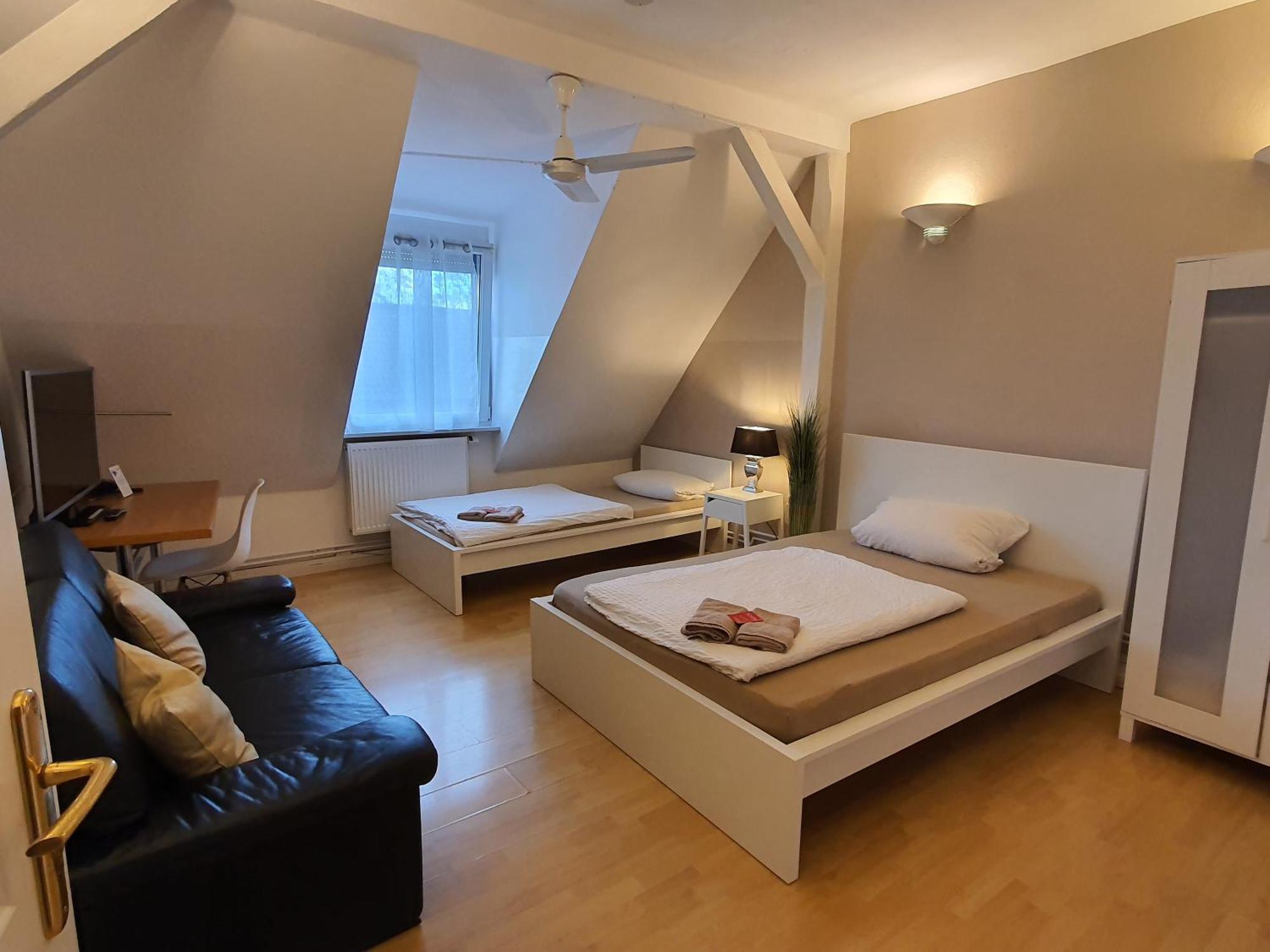 Colodging Mannheim - Private Rooms & Kitchen 외부 사진