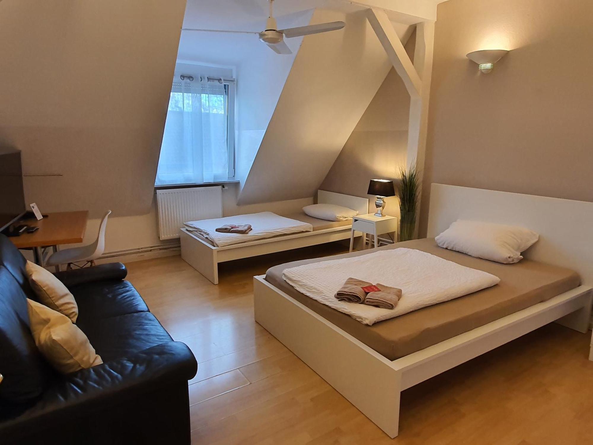 Colodging Mannheim - Private Rooms & Kitchen 외부 사진